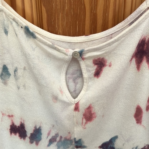 American Eagle Outfitters Soft & Sexy Cold Shoulder Swing Top - Picture 5 of 9